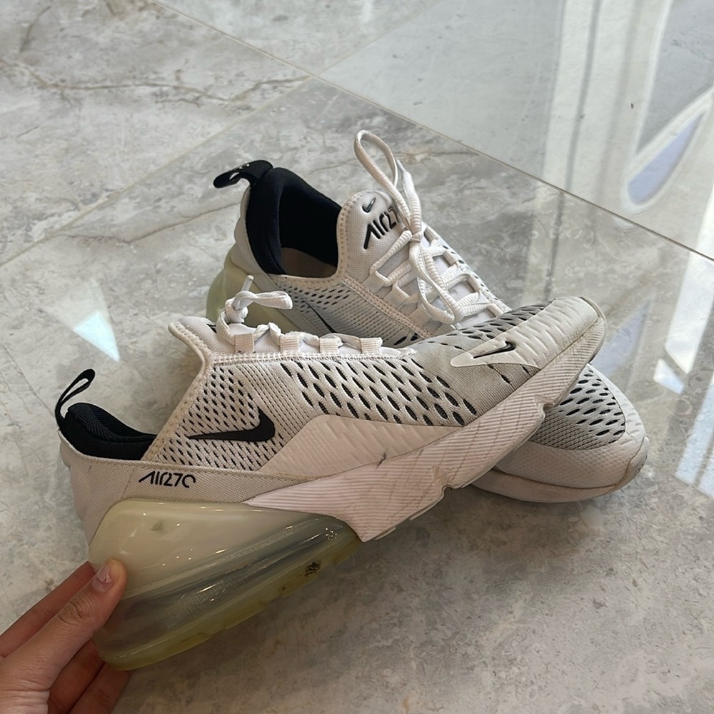 Women’s Nike Air Max 270 - Size 8.5